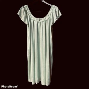 Lati Fashion Women's Nightgown L Green Cap Sleeve Polyester Style 0919 New